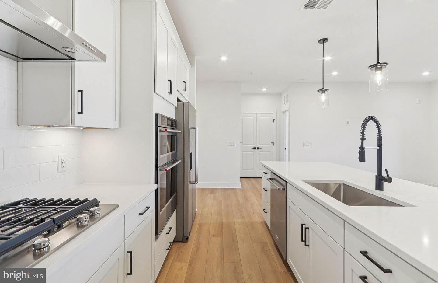 1141 Fortune Terrace #307 photo 11