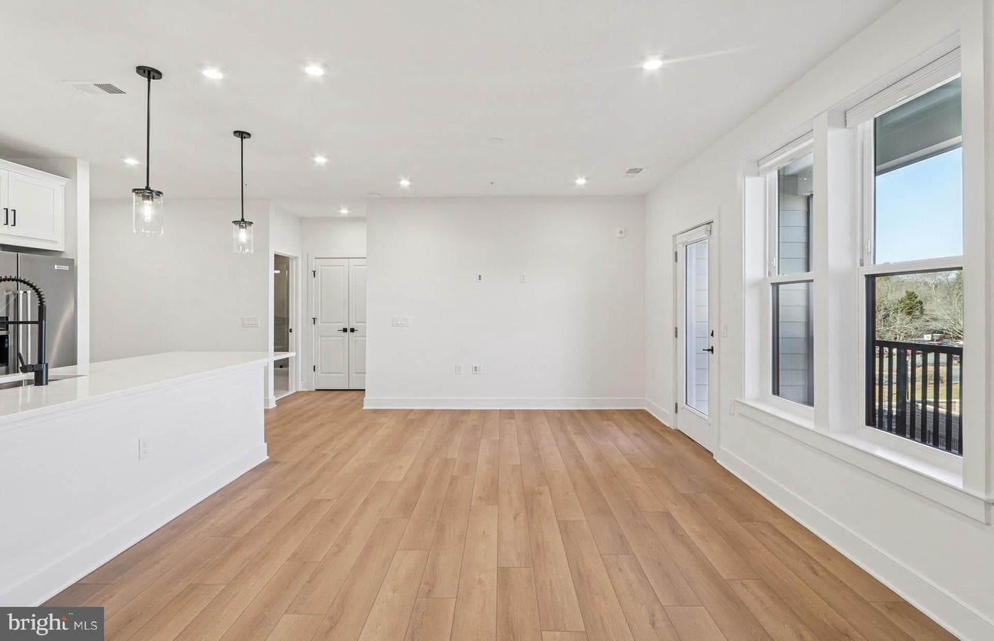 1141 Fortune Terrace #307 photo 13