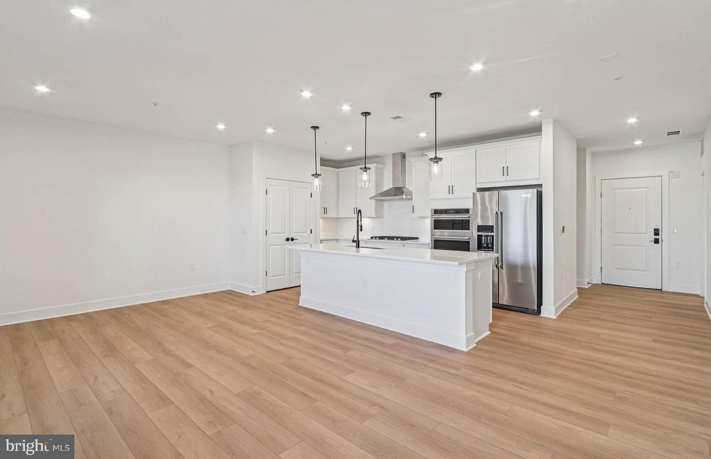 1141 Fortune Terrace #307 photo 6