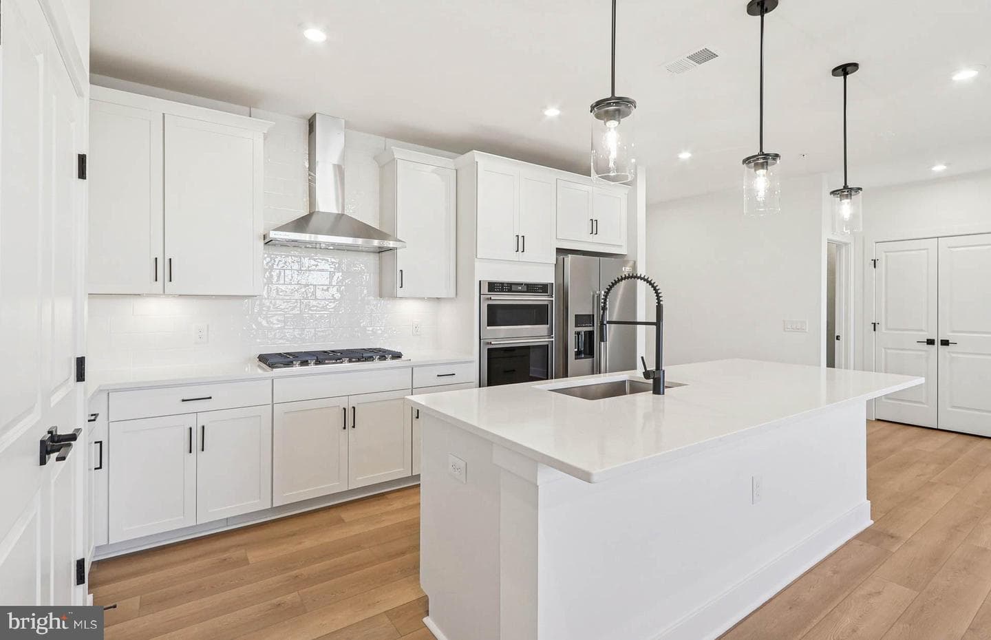 1141 Fortune Terrace #307 photo 8