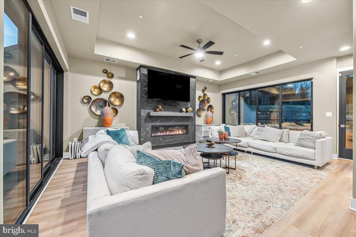 8197 River Road photo 33