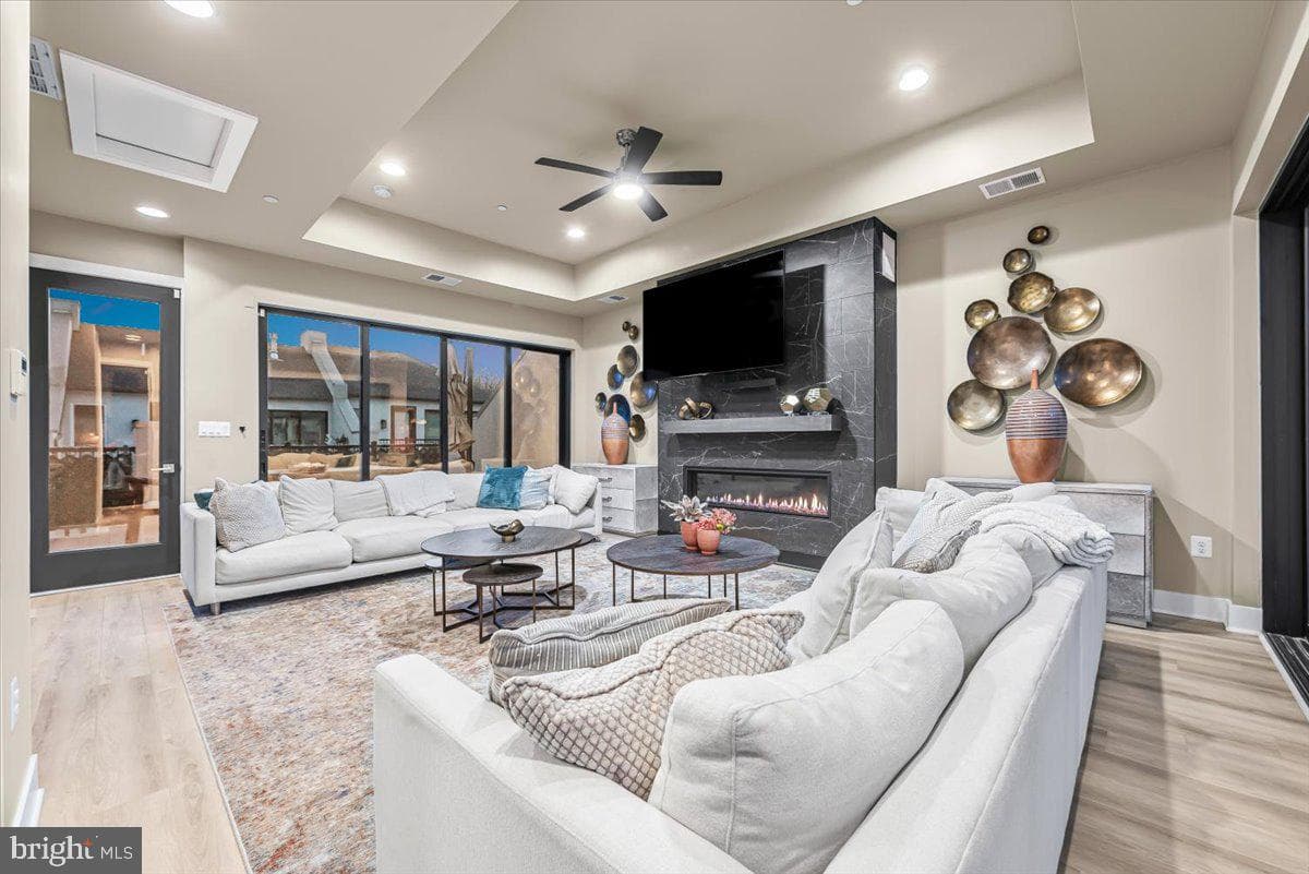 8197 River Road photo 34