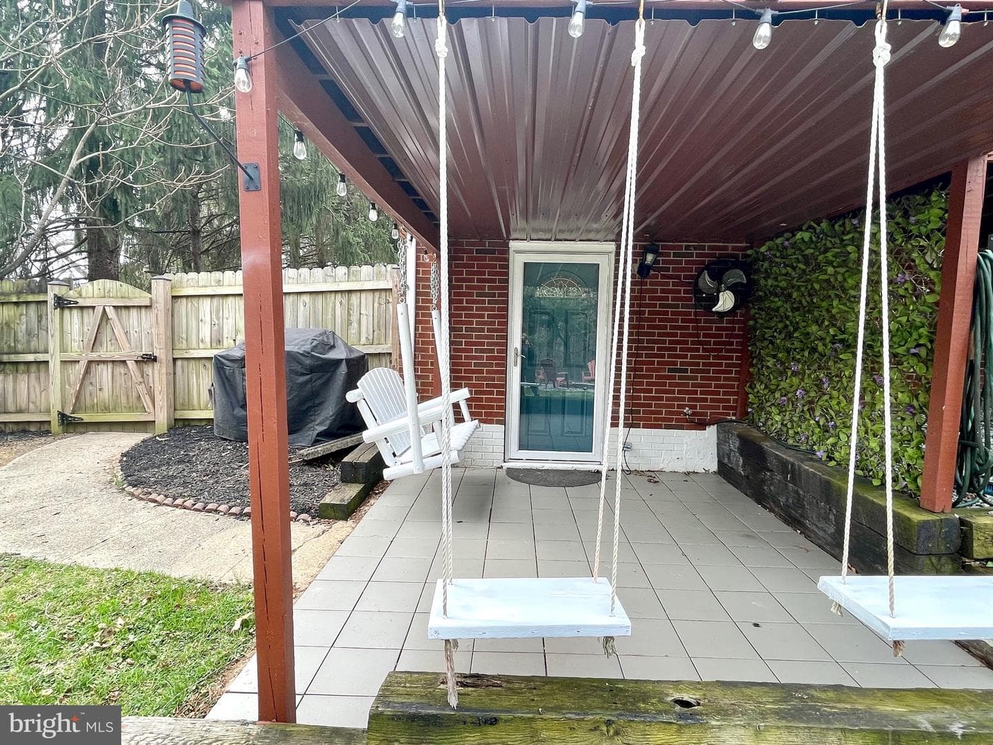 28321 Kemptown Road photo 40