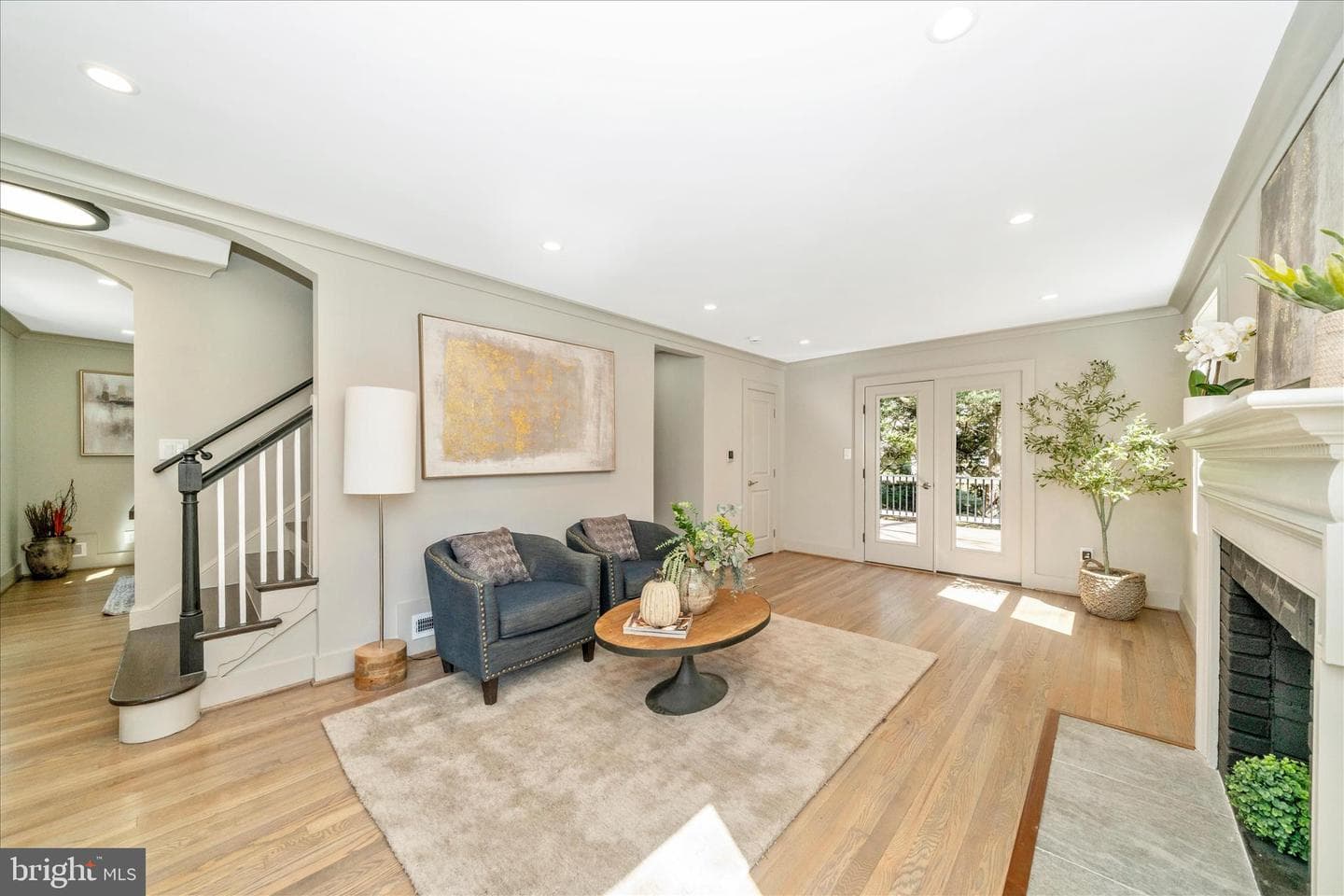 10405 Inwood Avenue photo 2