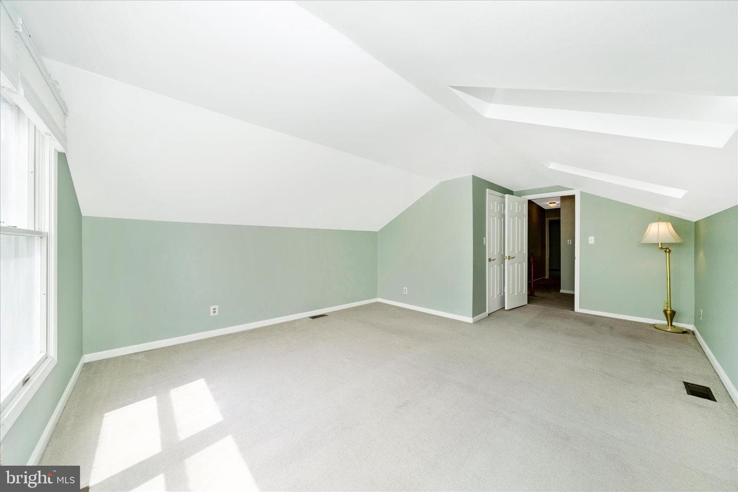 15623 Sycamore Lane photo 5