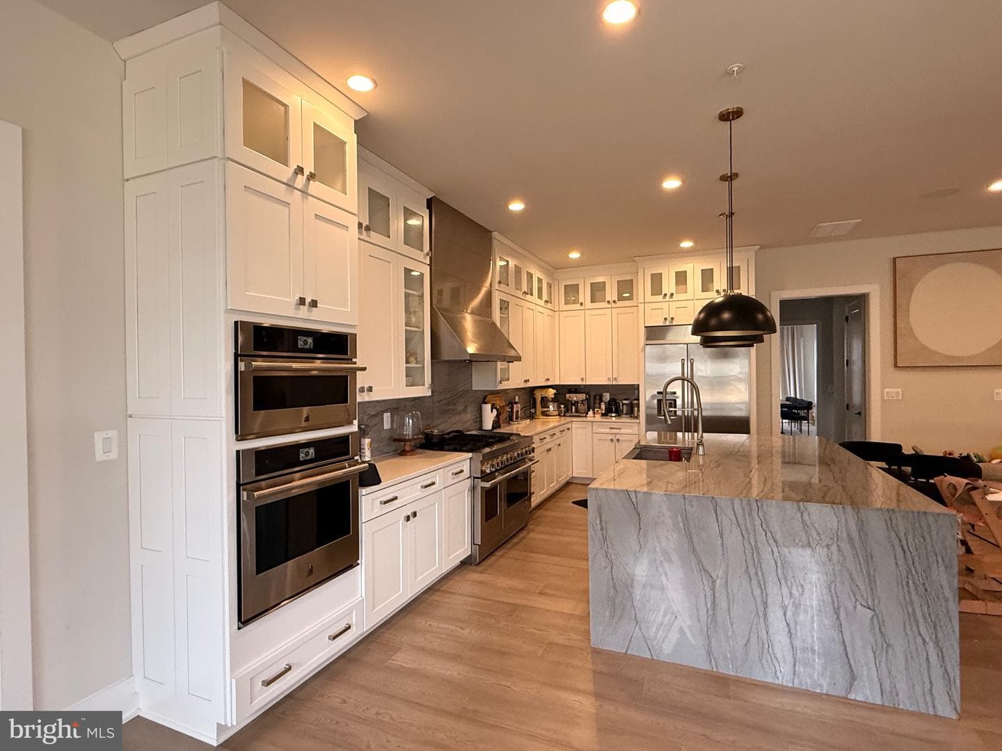 12140 Hanson Farm Drive photo 3