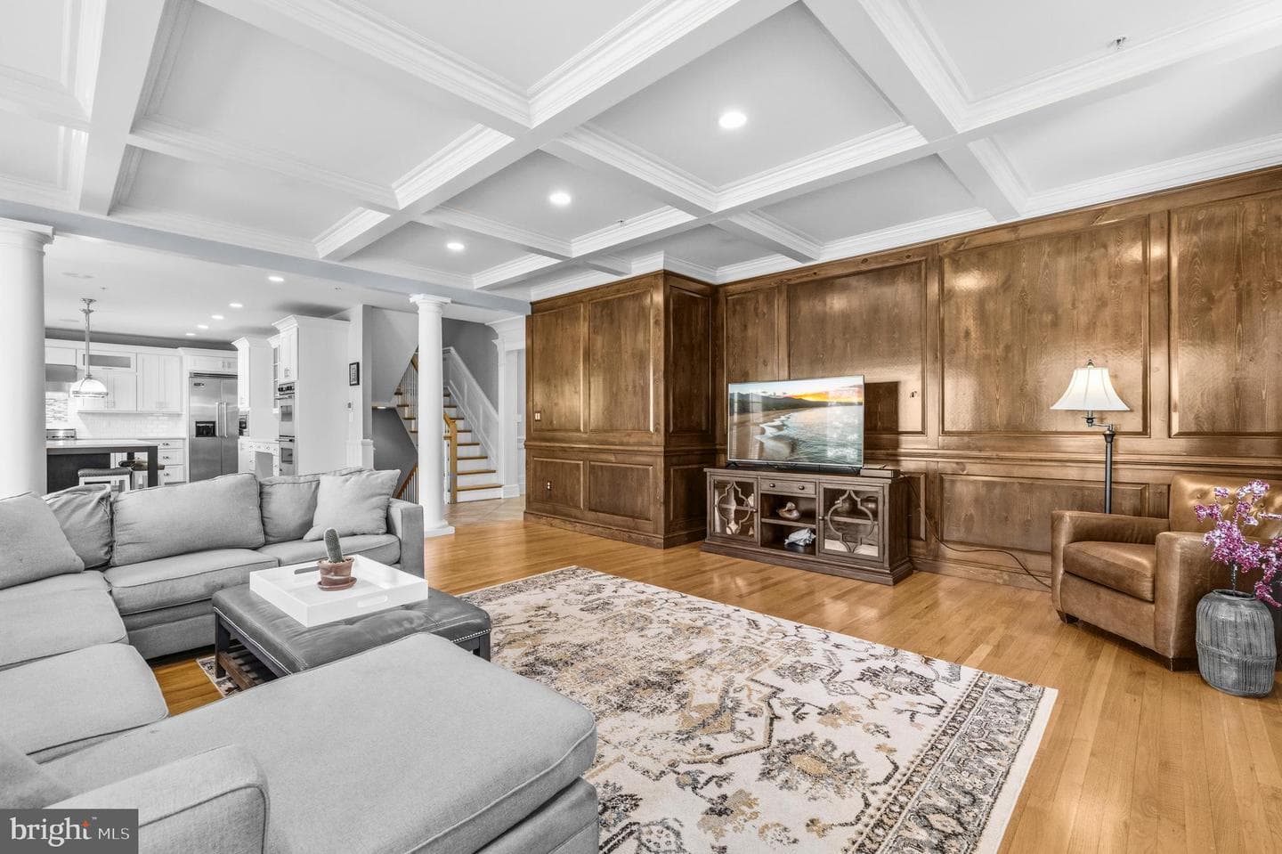 9421 Holland Avenue photo 4