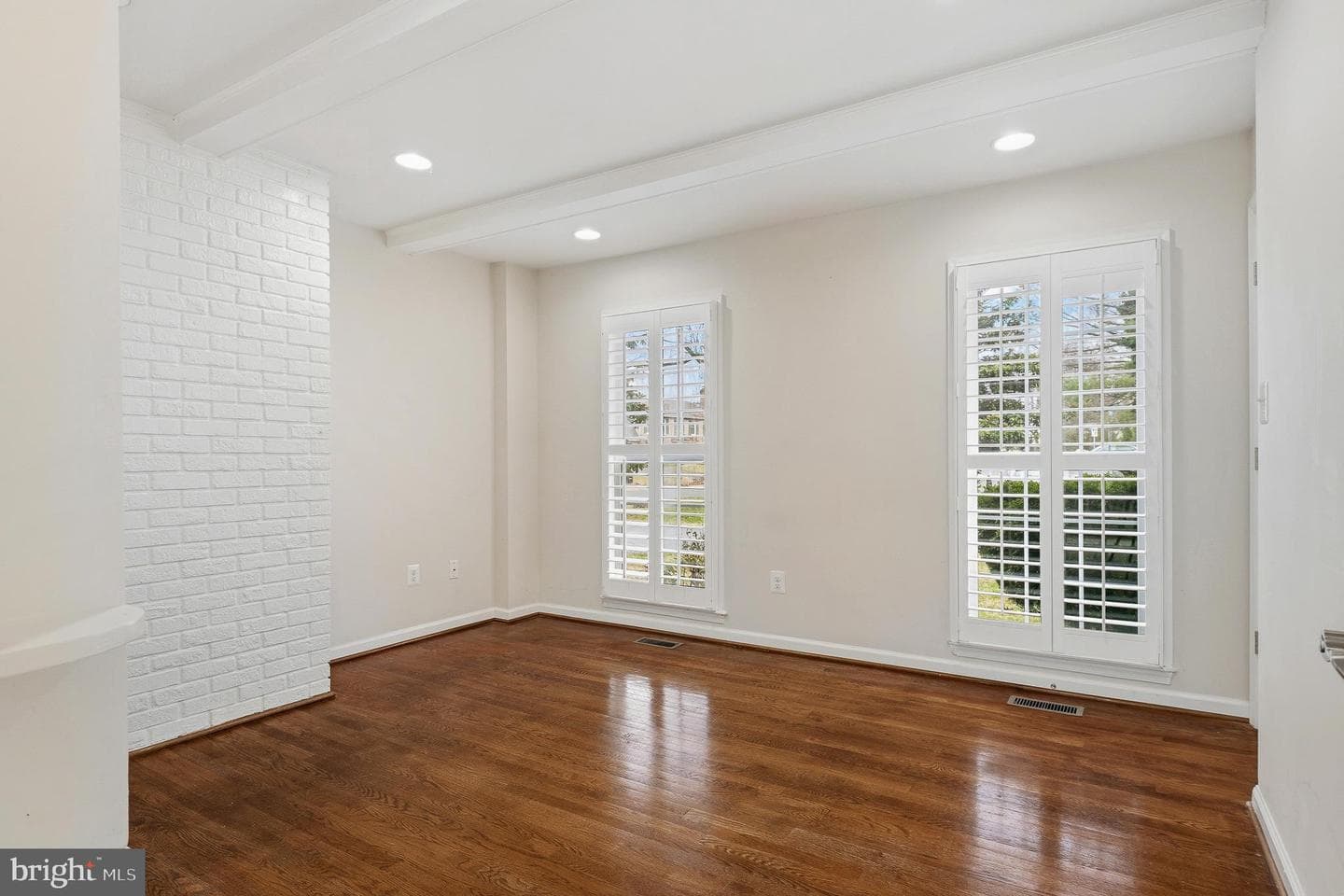 14900 Westbury Road photo 23