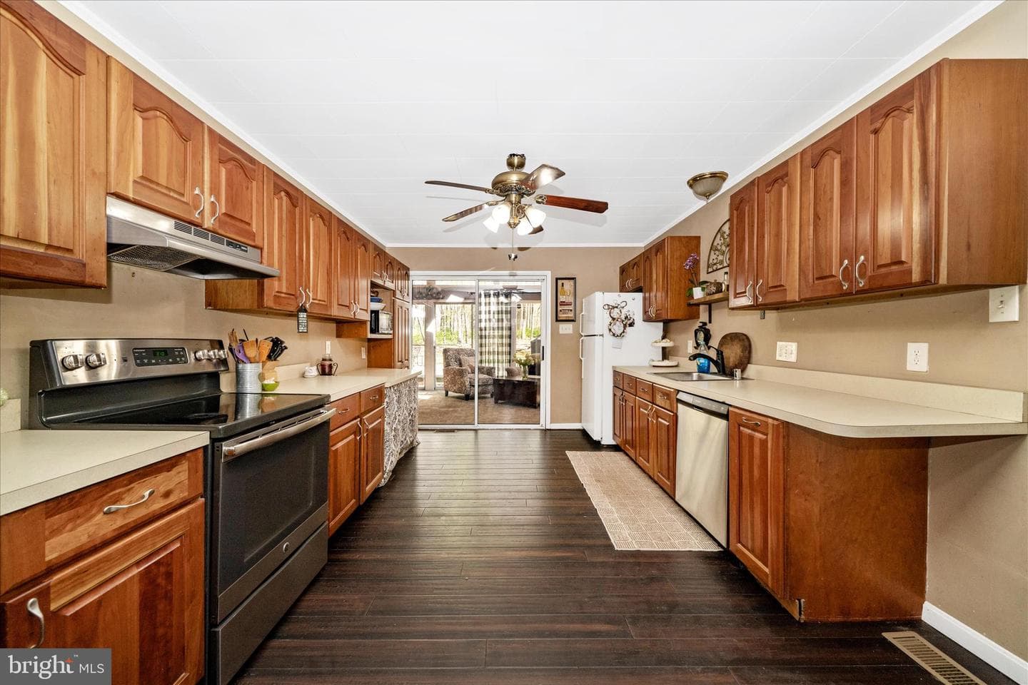 15211 Avery Road photo 18