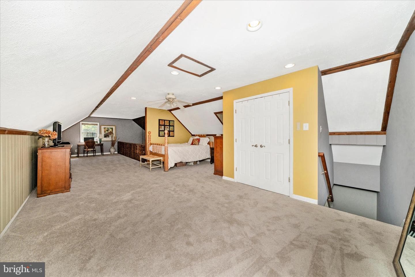15211 Avery Road photo 34