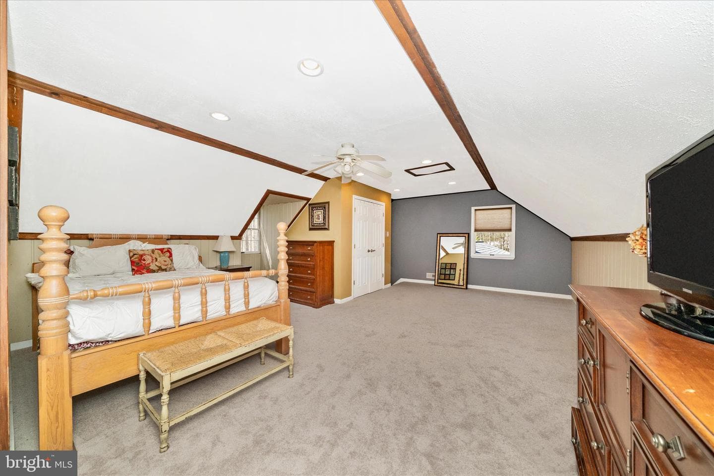 15211 Avery Road photo 35