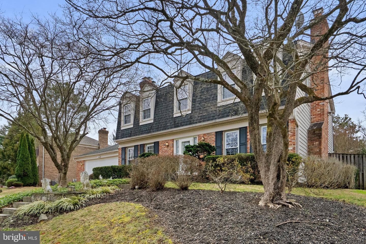 1910 Sunrise Drive photo 3