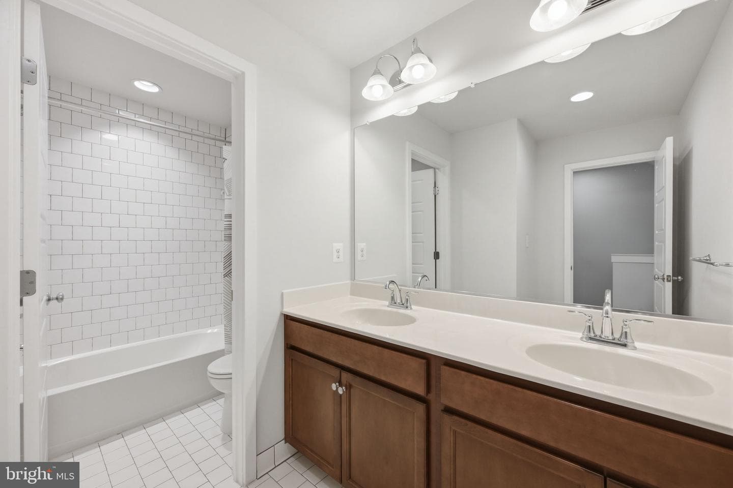 12626 Layhill Road photo 27