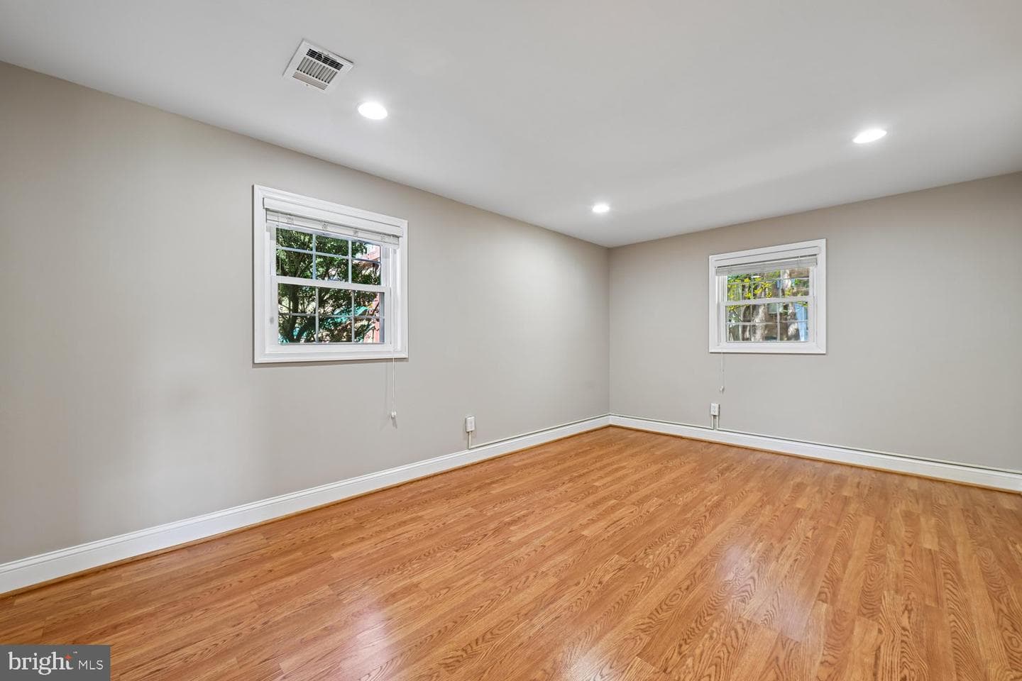 10706 Stoneyhill Drive photo 34