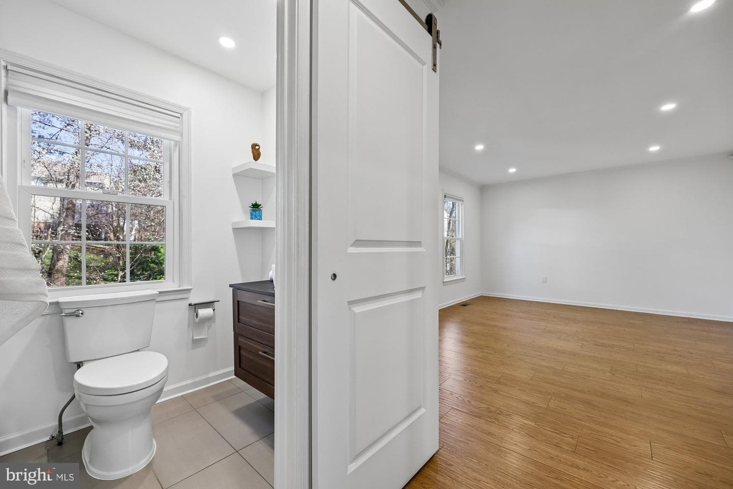 929 Farm Haven Drive photo 43
