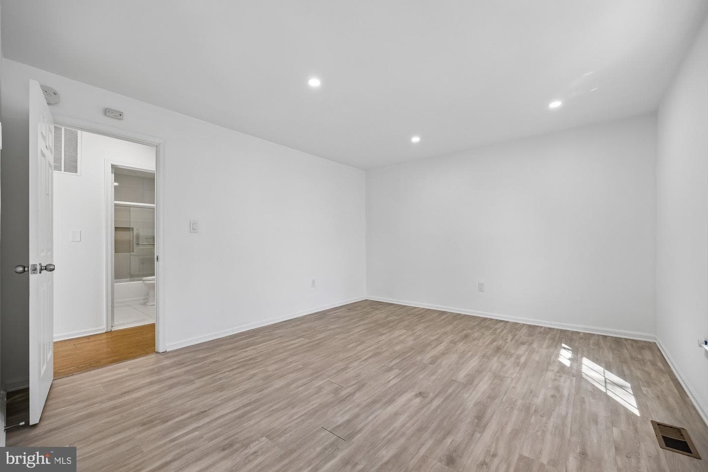 929 Farm Haven Drive photo 57