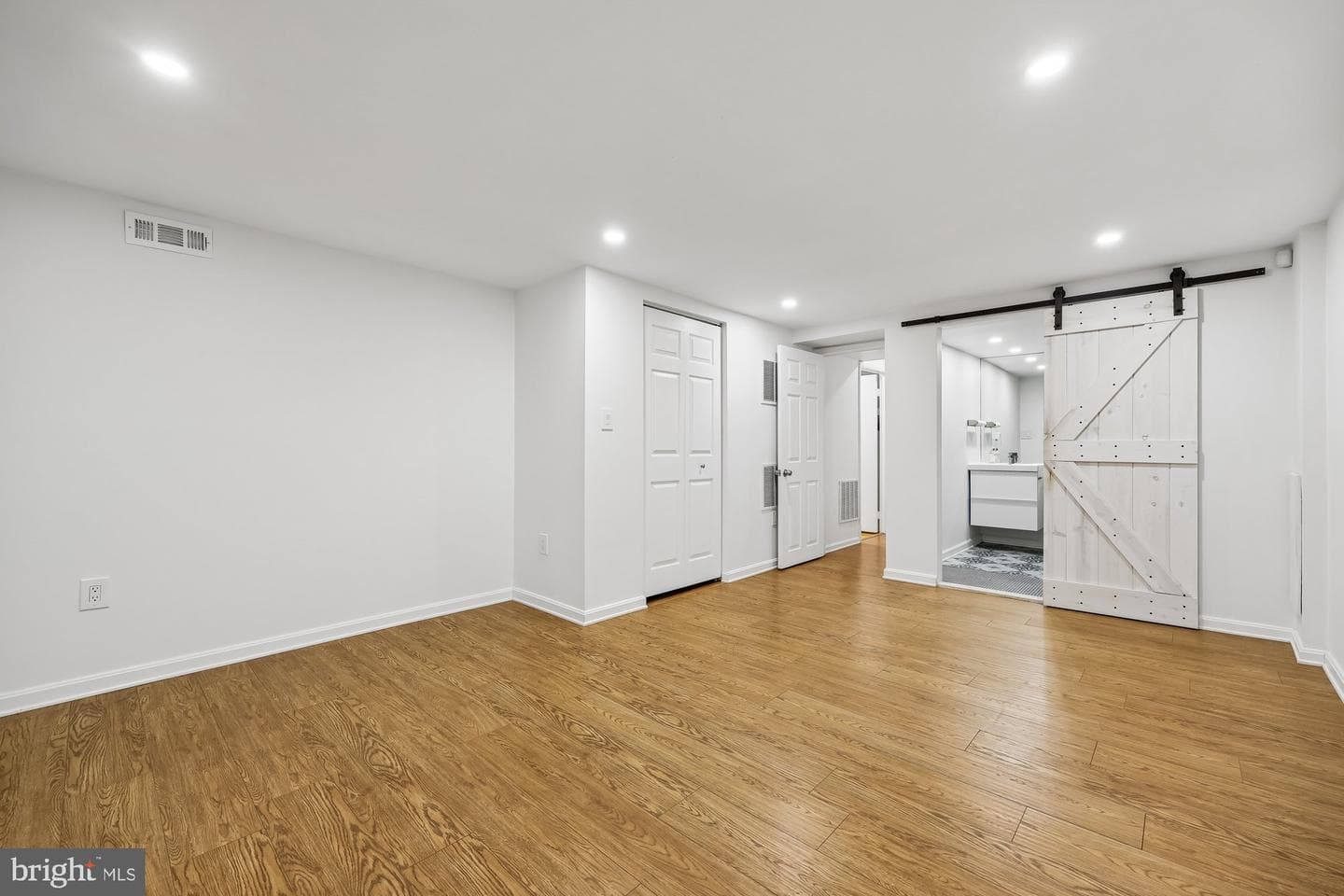 929 Farm Haven Drive photo 58