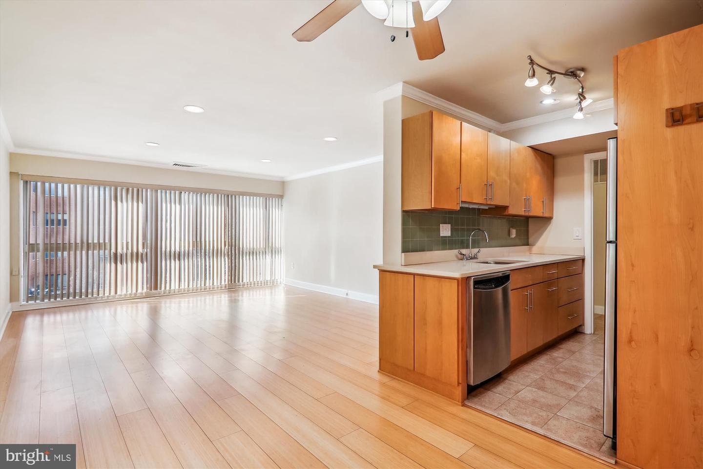 4970 Battery Lane #408 photo 13