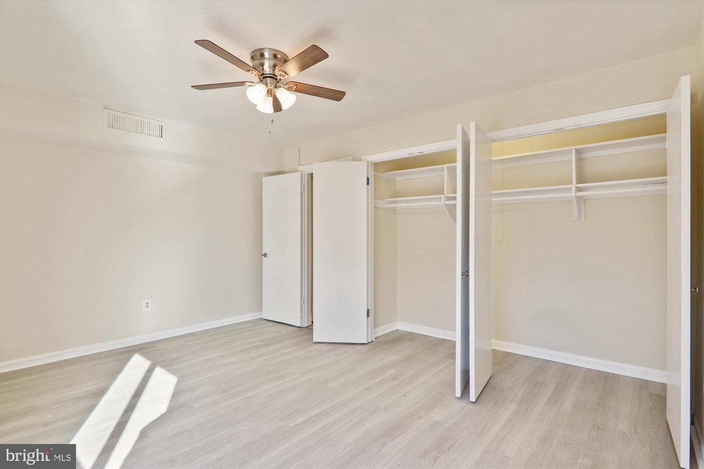 4970 Battery Lane #408 photo 21
