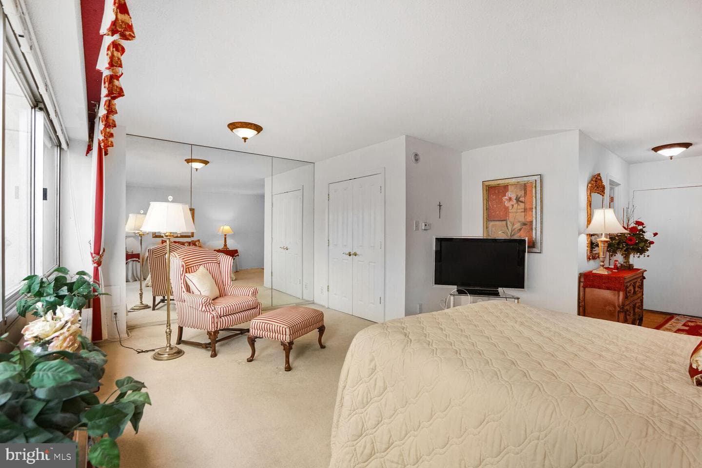 5500 Friendship Boulevard #1423n &amp; 1424n photo 20