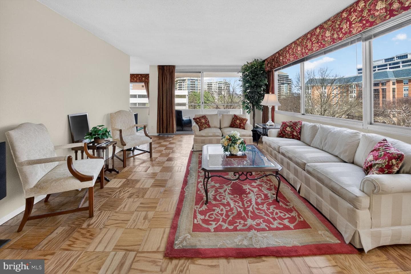 5500 Friendship Boulevard #1423n &amp; 1424n photo 5