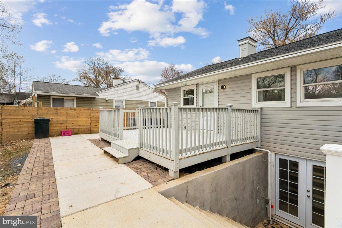 1405 Matthews Drive photo 34