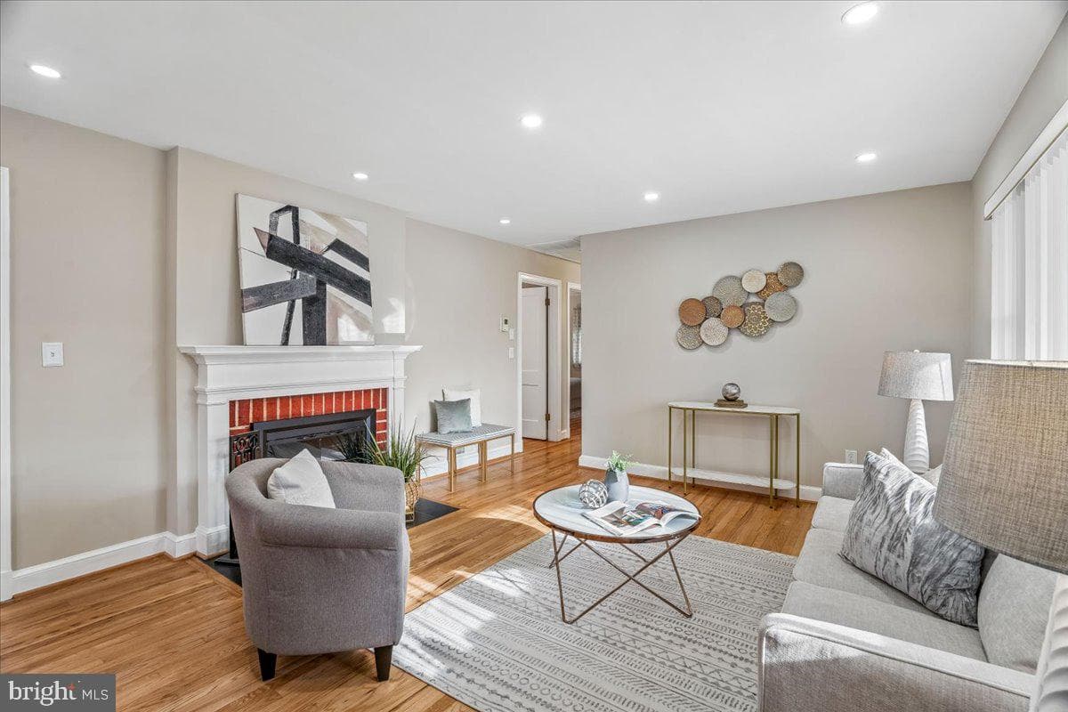 10006 Portland Place photo 25