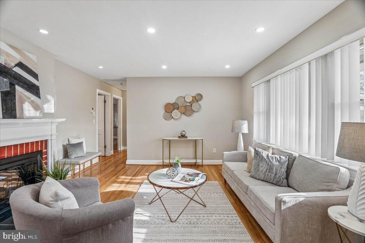 10006 Portland Place photo 26
