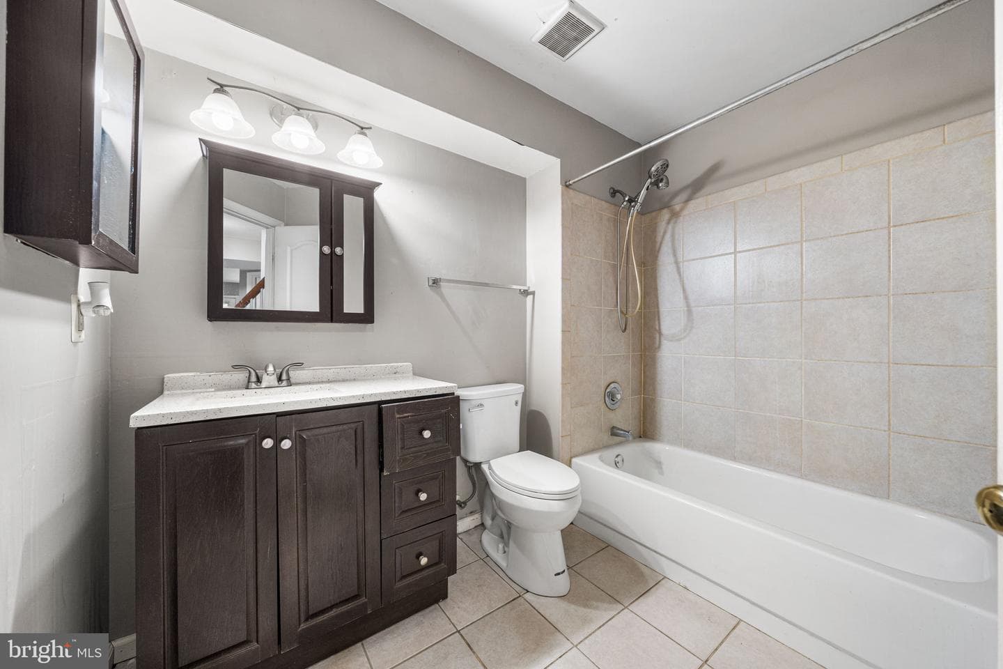 7761 Heritage Farm Drive photo 27