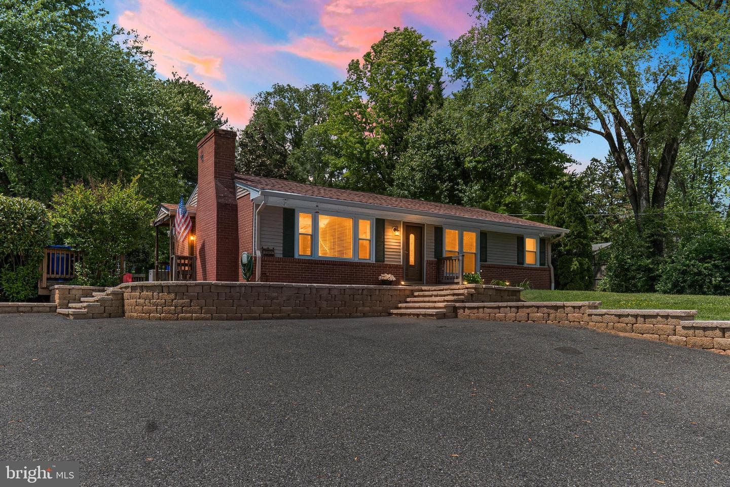 26800 Howard Chapel Drive photo 3