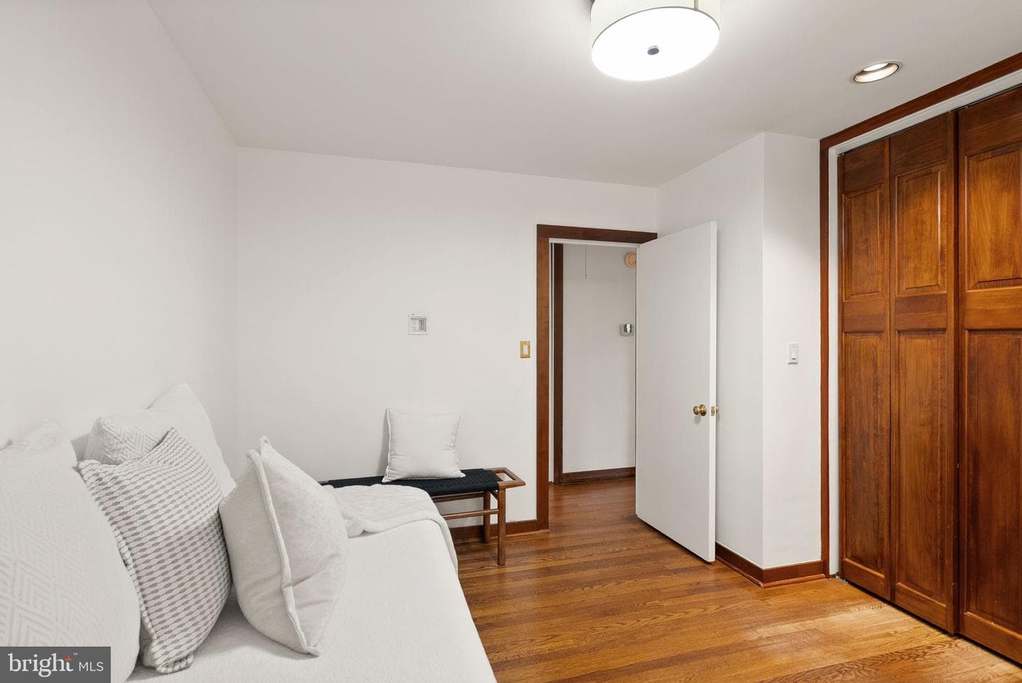 5927 Onondaga Road photo 27