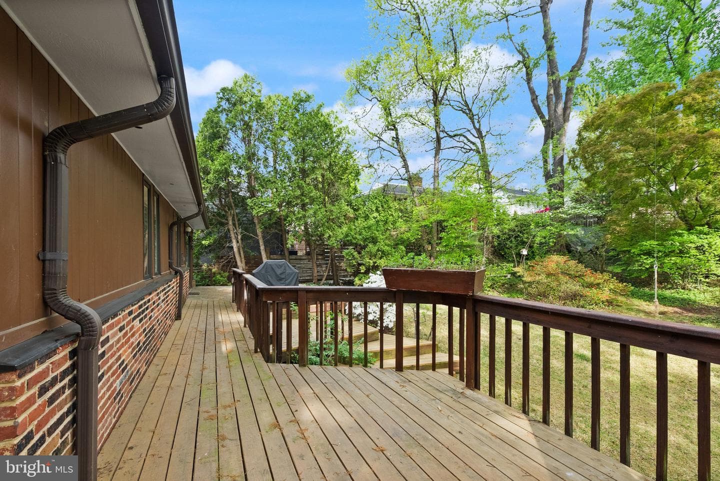 5927 Onondaga Road photo 32