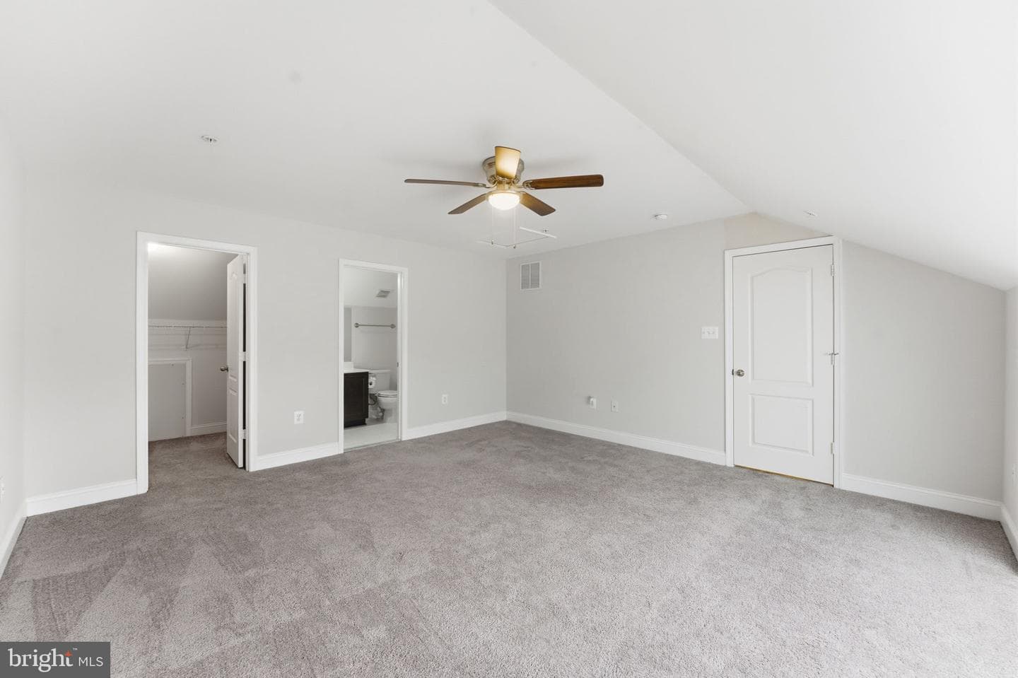 22649 Majestic Elm Court photo 36