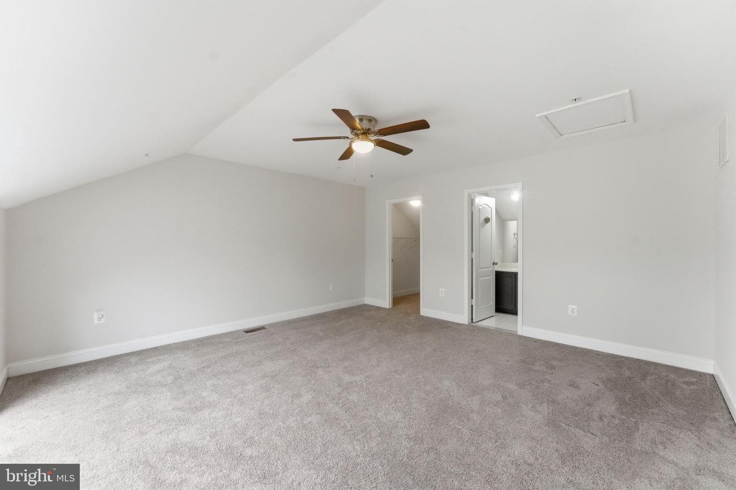 22649 Majestic Elm Court photo 37