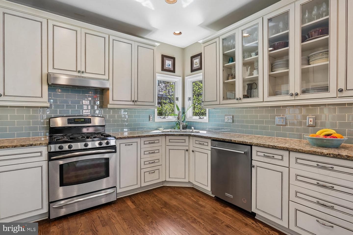 306 Beckwith Street photo 5