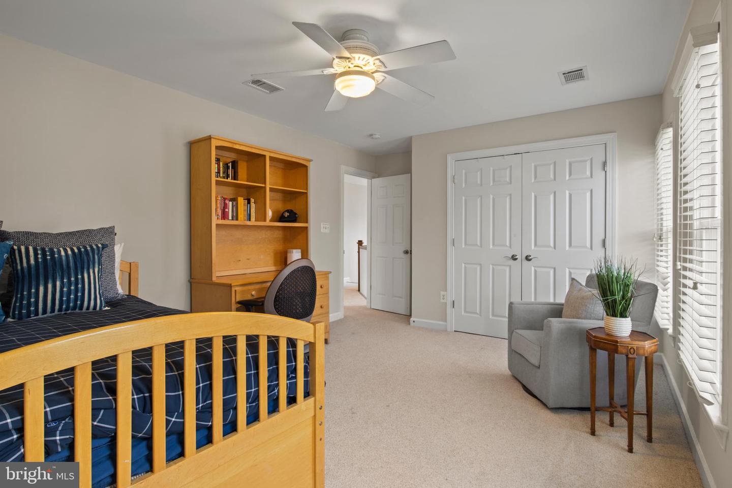9204 Lindale Drive photo 32