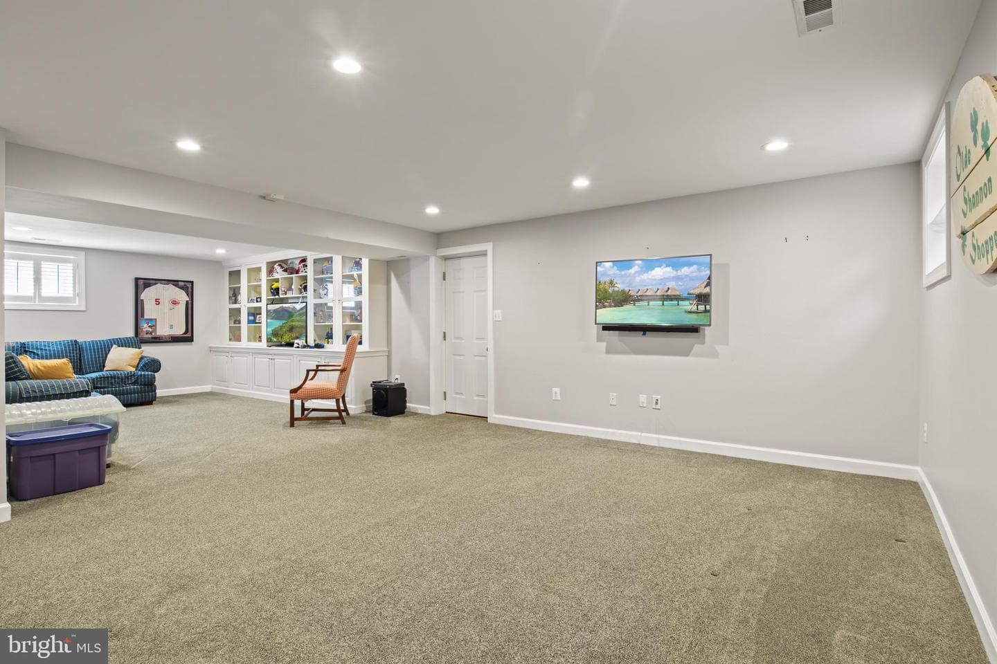 9204 Lindale Drive photo 48