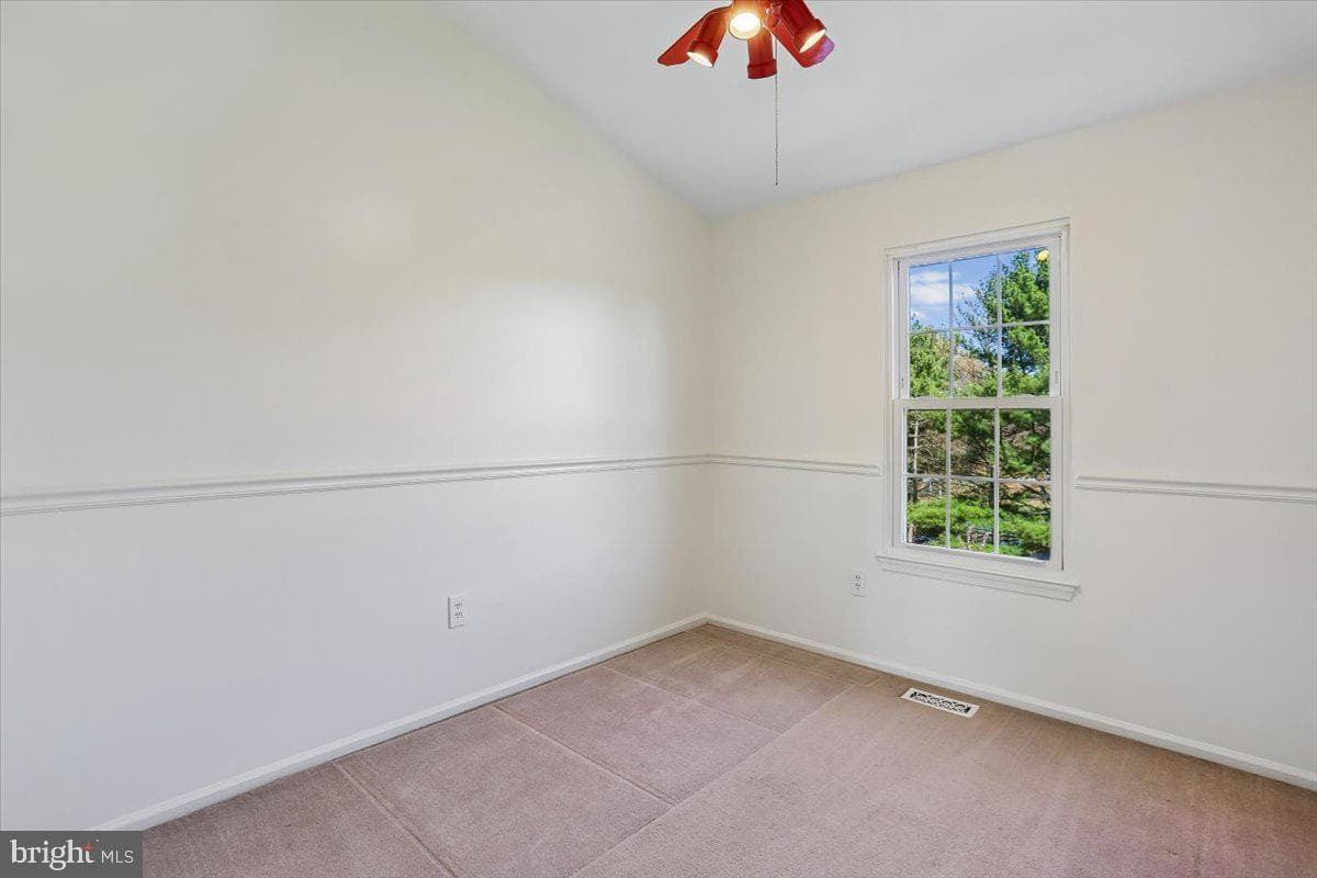 7717 Goodfellow Way photo 25
