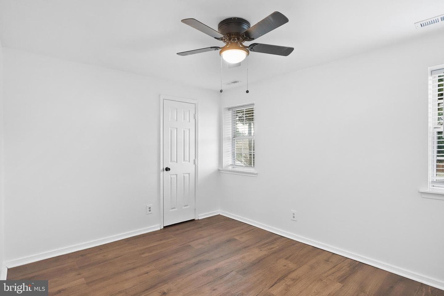 9804 Highview Avenue photo 16
