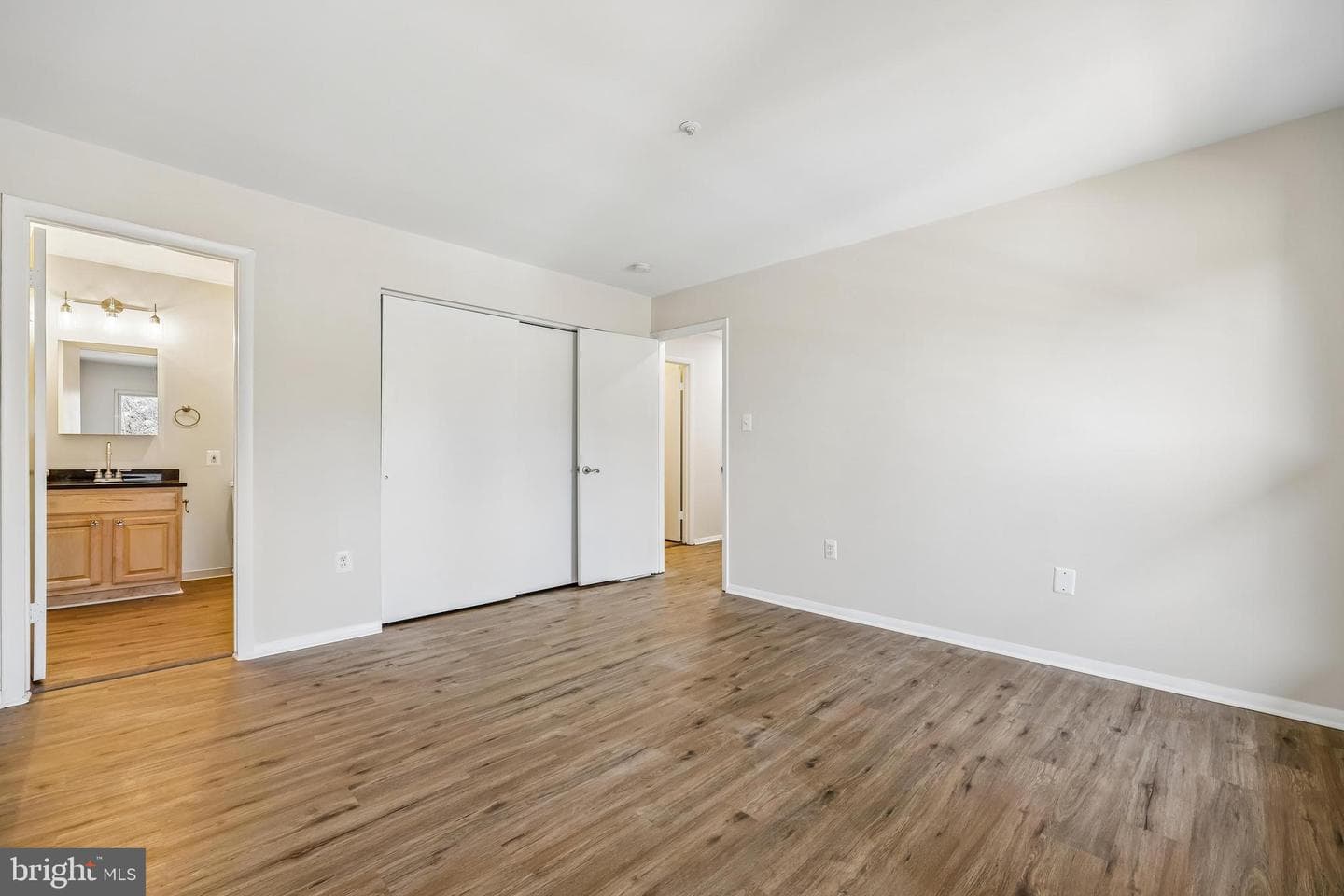 7804 Guildberry Court #301 photo 31