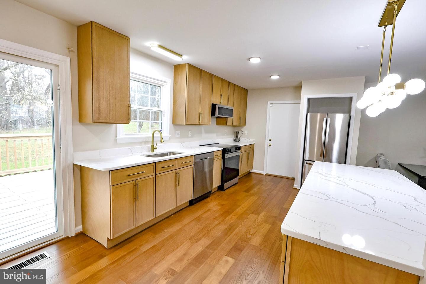 2800 Gunarette Way photo 12