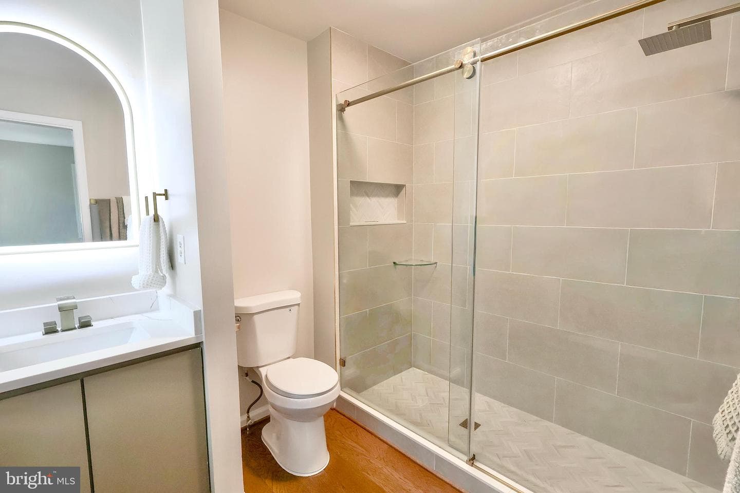 2800 Gunarette Way photo 24