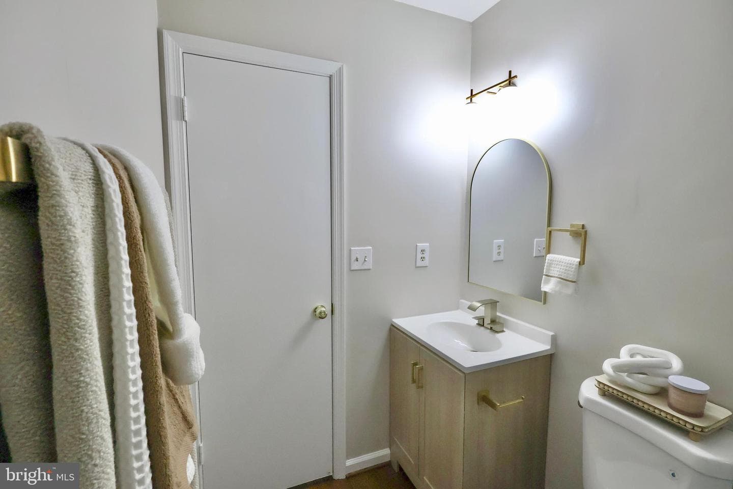 2800 Gunarette Way photo 33