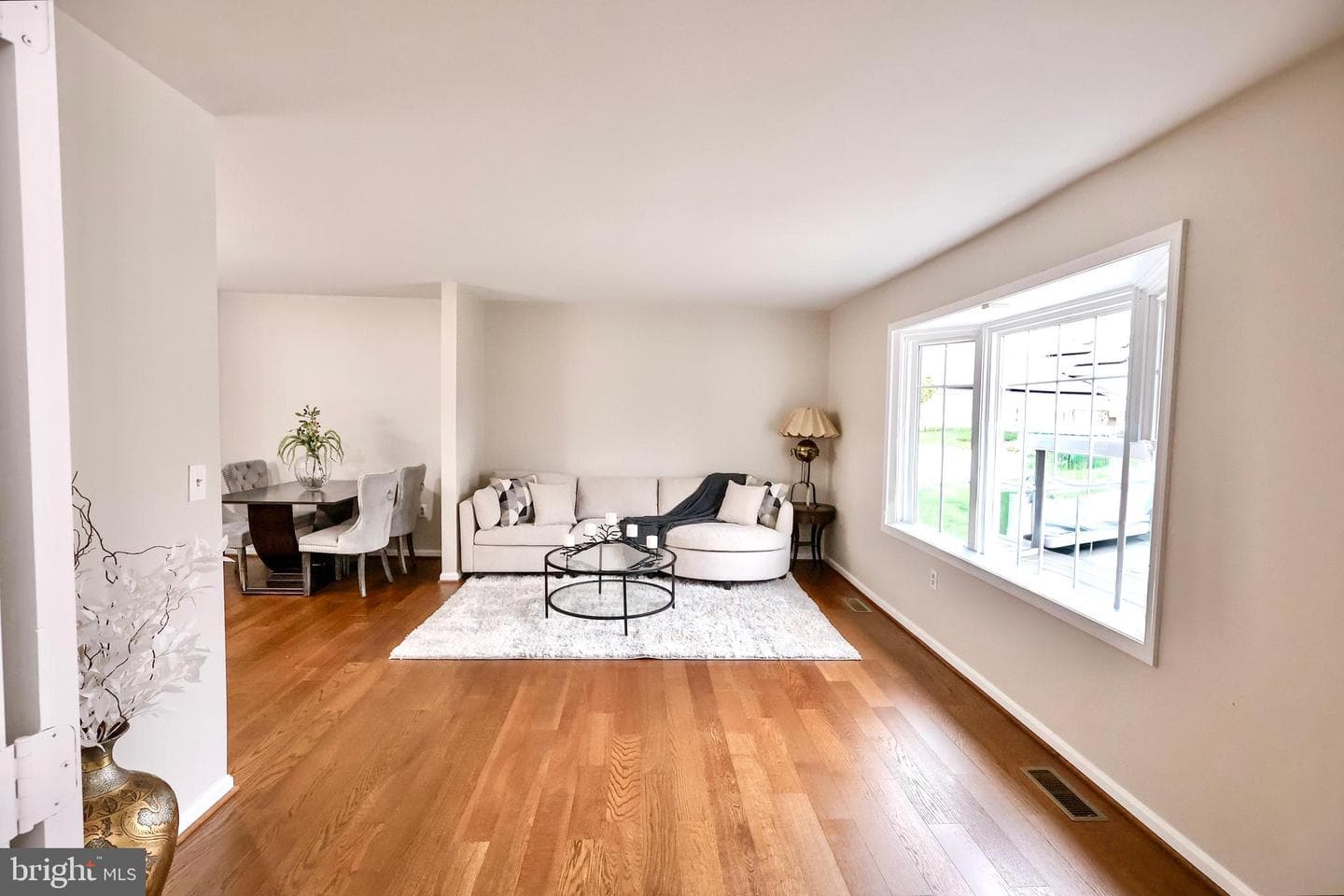 2800 Gunarette Way photo 5