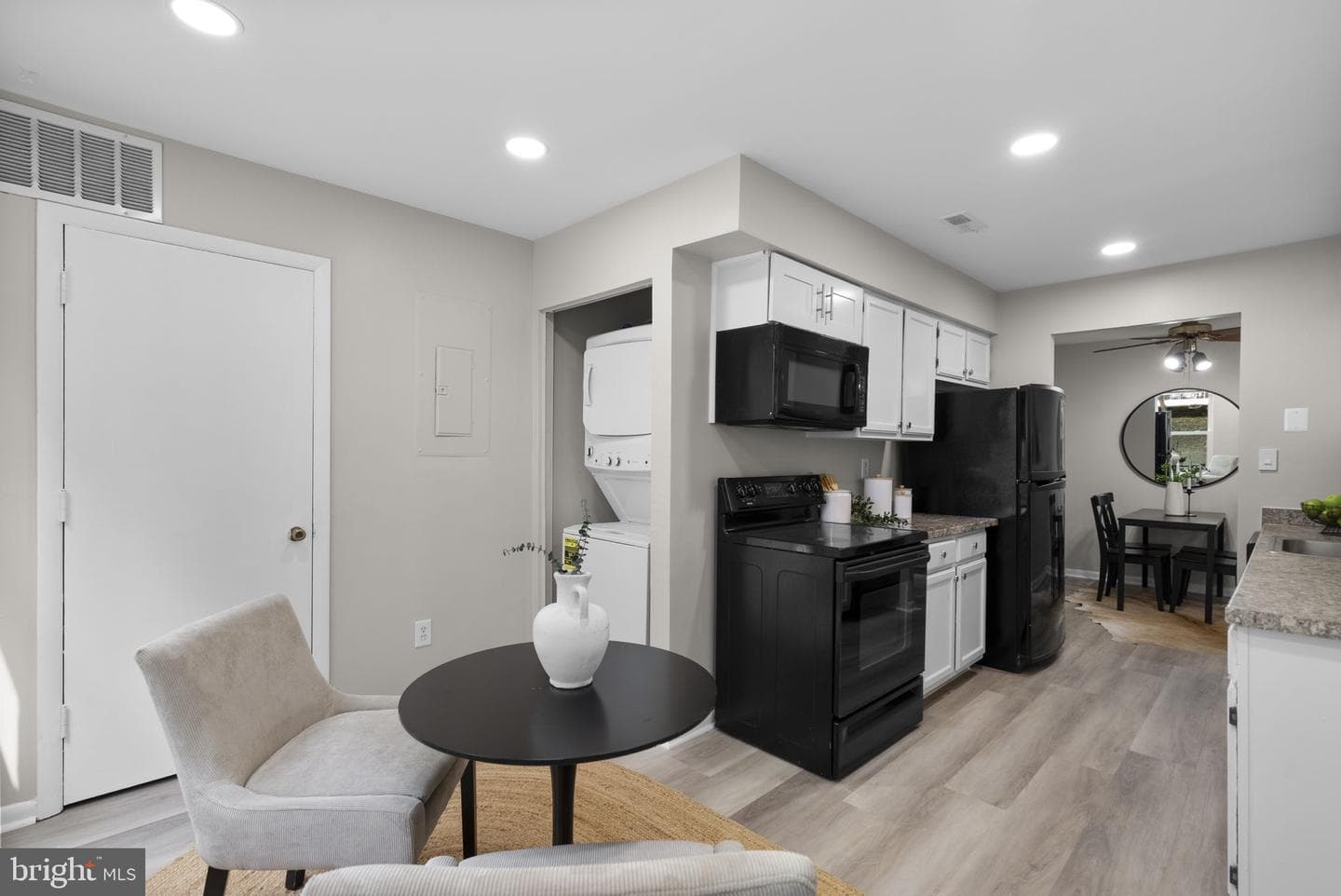 11320 Halethorpe Terrace #186 photo 17