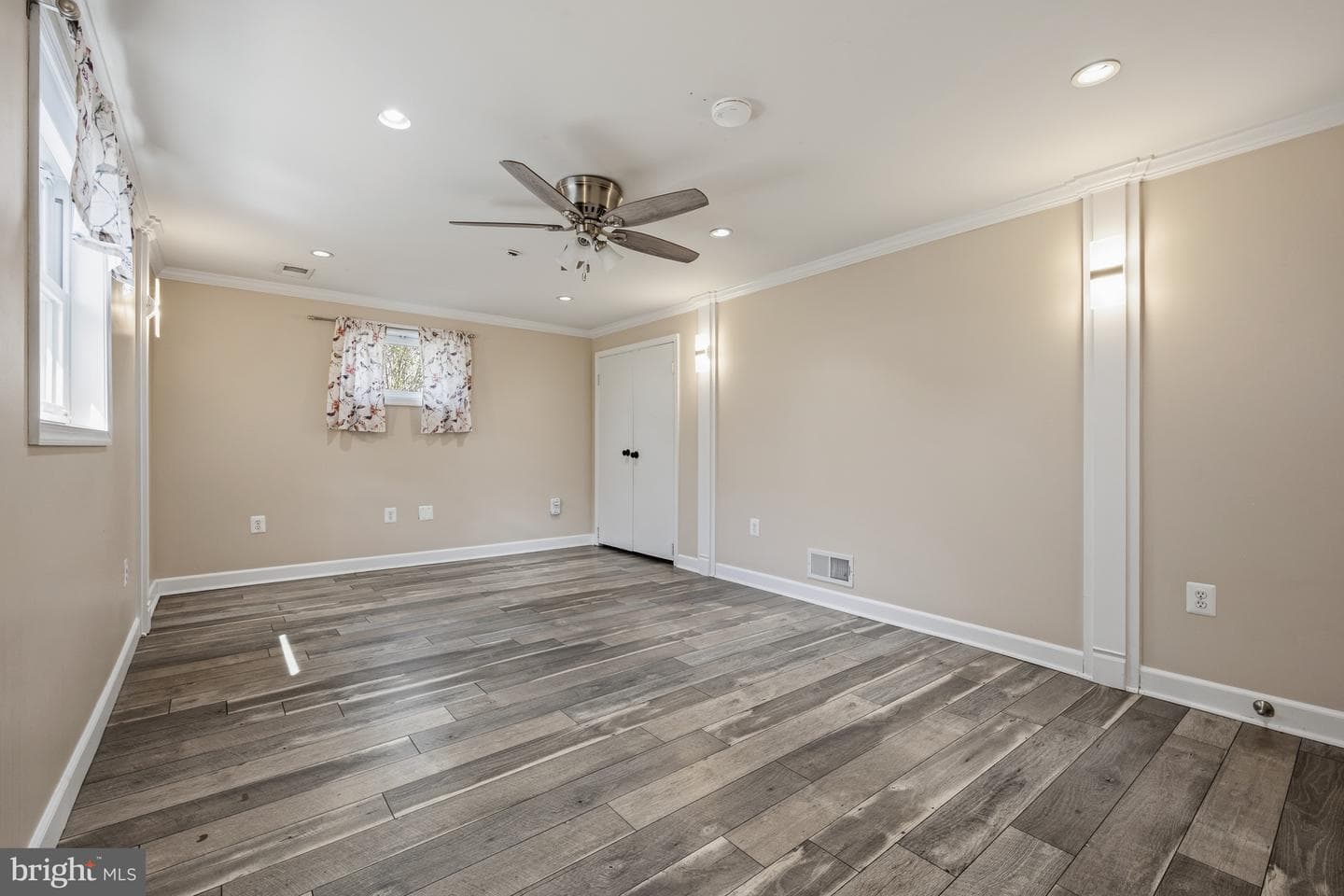124 Woodland Road photo 37