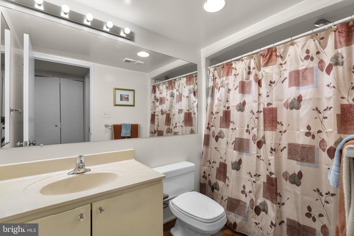 15115 Interlachen Drive #3-204 photo 27