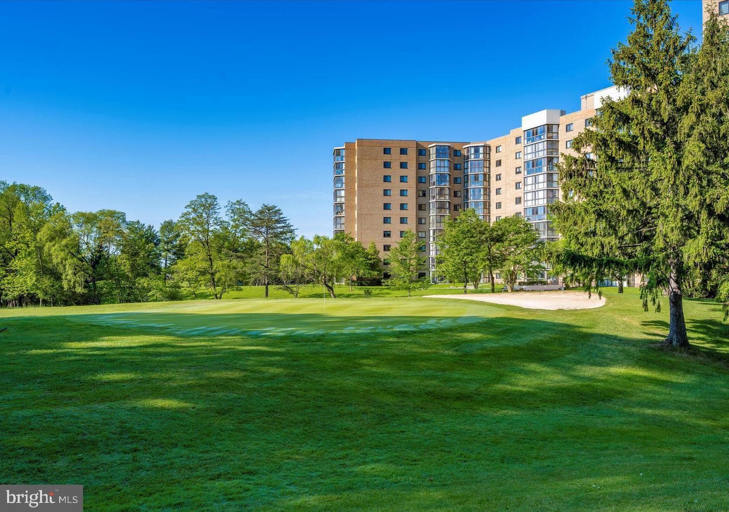15115 Interlachen Drive #3-204 photo 3