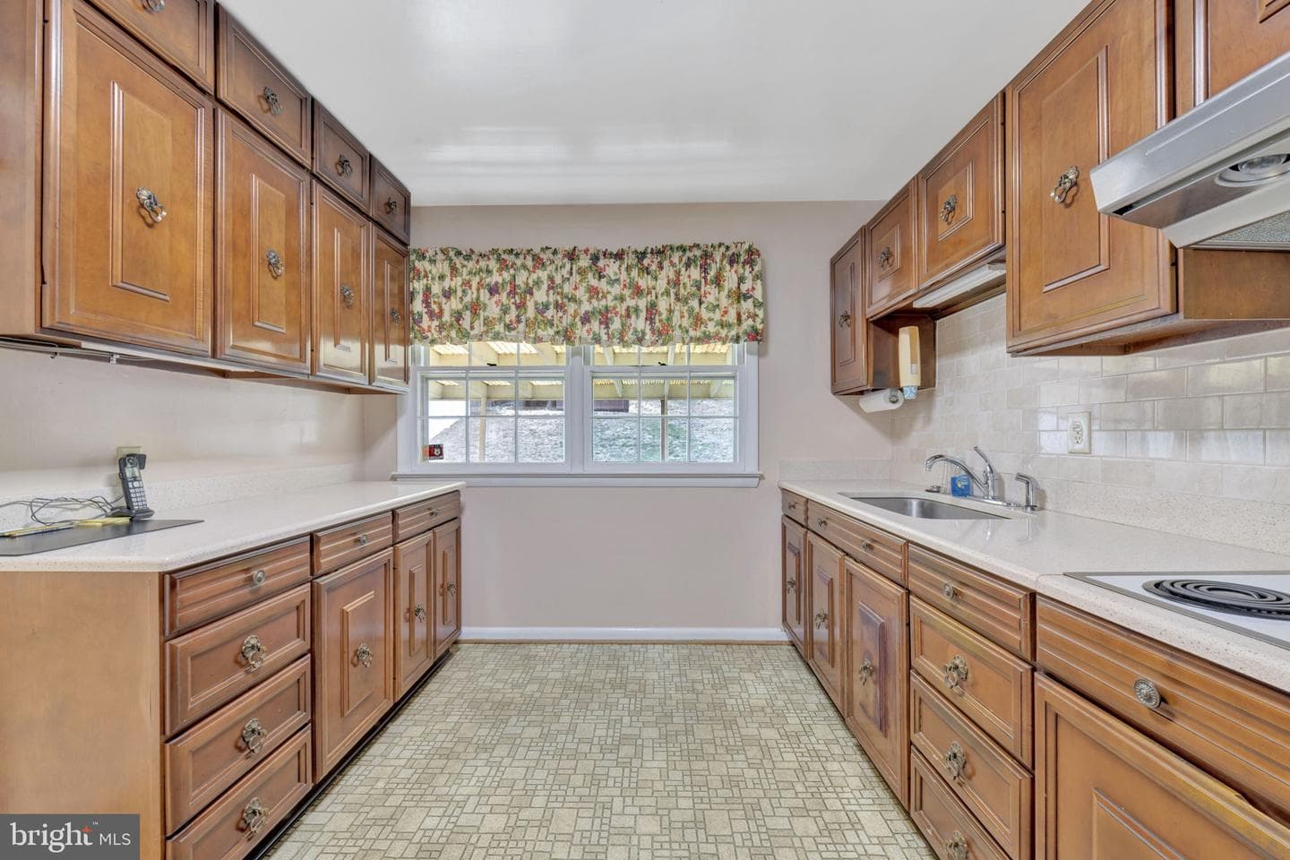 11319 Woodson Avenue photo 3