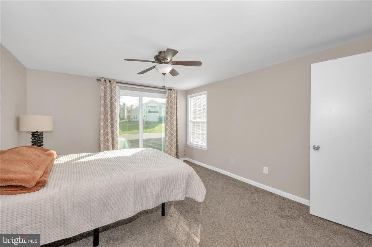 8724 Drexel Hill Place photo 32